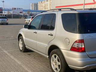 Mercedes M-Class foto 6