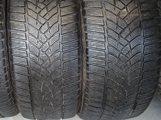 225/40/ R18- Goodyear.M&S.