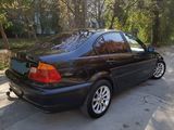 BMW 3 Series foto 4