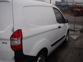 Ford Courier foto 5