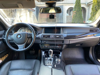 BMW 5 Series foto 4