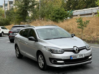 Renault Megane foto 1