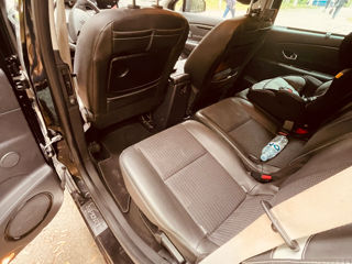 Renault Grand Scenic foto 9