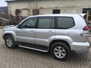 Toyota Land Cruiser Prado foto 3