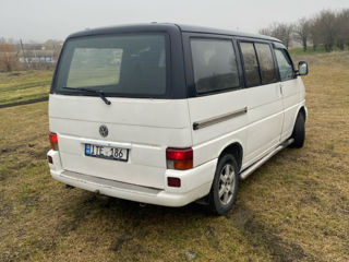 Volkswagen Transporter foto 3