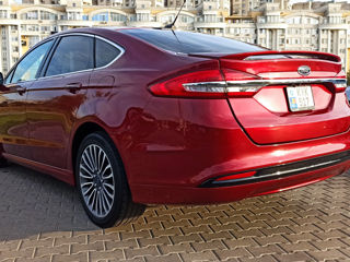 Ford Fusion foto 3