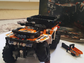 Lego Technic all-terrain vehicle foto 2
