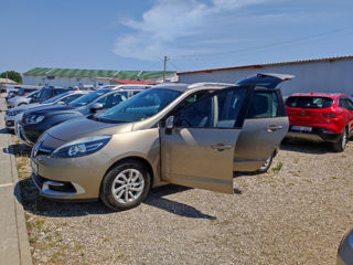 Renault Grand Scenic foto 9