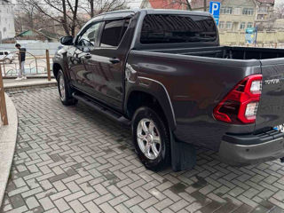 Toyota Hilux foto 2