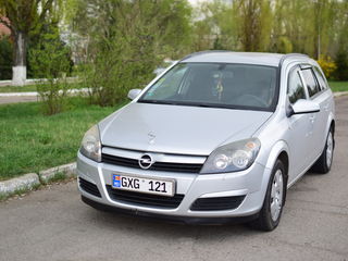 Opel Astra foto 1