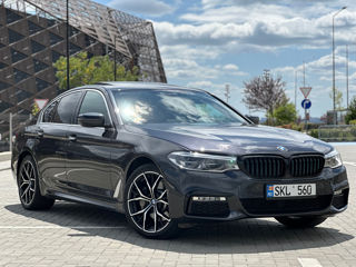 BMW 5 Series foto 3