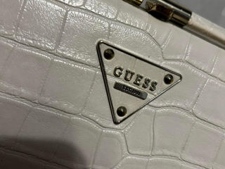 Сумочка Guess foto 3