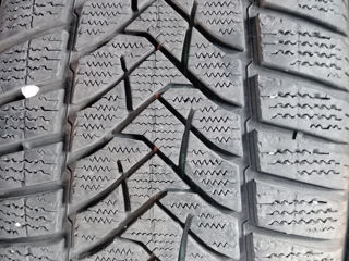 285 40 R20 255 45 R20 Dunlop iarna foto 4