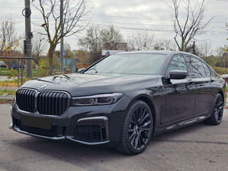 BMW 7 Series foto 2