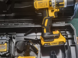 Шуруповерт  DEWALT  DCD 795 BRUSHLESS 2 батареи на 2 ампера Зарядное и кейс foto 2