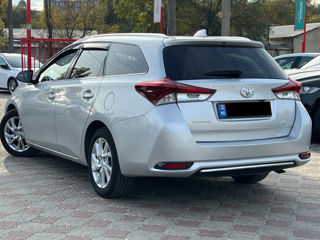 Toyota Auris foto 3