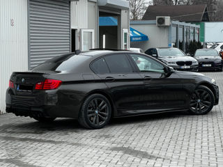 BMW 5 Series foto 3