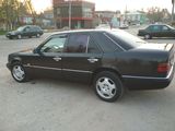 Mercedes Series (W124) foto 3