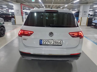 Volkswagen Tiguan foto 3