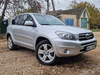 Toyota Rav 4 foto 9