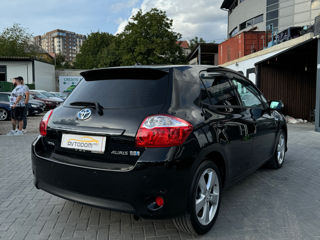 Toyota Auris foto 4