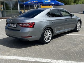 Skoda Superb foto 6