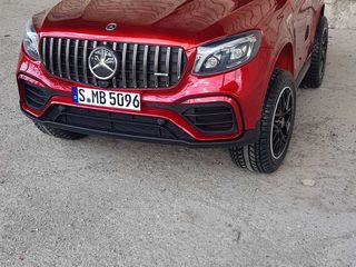 Mercedes-benz glc   4x4 cu  2 locuri, planset, acoperire cu vopsea, roti din cauciuc, scaunele moi foto 6