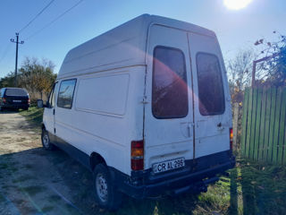 Ford Transit foto 2