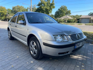 Volkswagen Jetta foto 8