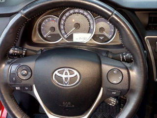 Toyota Auris foto 6