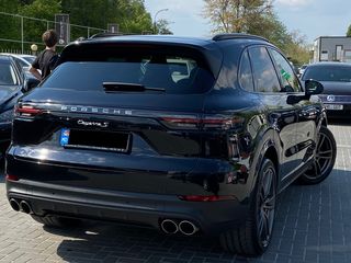 Porsche Cayenne foto 4