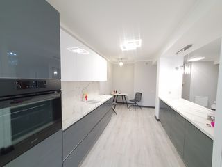Exclusiv!!! Chirie lux 2-dormitoare+Living, 115m2, bloc nou, design interior, tehnica, Centru foto 7