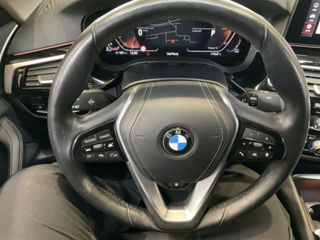 BMW 5 Series foto 5