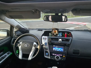 Toyota Prius + foto 5