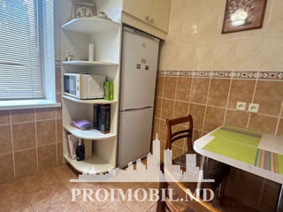 Apartament cu 2 camere, 40 m², Centru, Chișinău foto 5