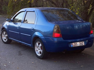 Dacia Logan foto 4