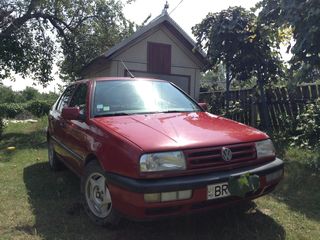 Volkswagen Vento foto 1