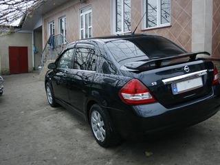 Nissan Tiida foto 6