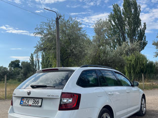 Skoda Octavia foto 3