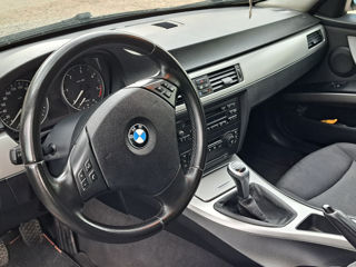 BMW 3 Series foto 3