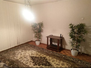 3-х комнатная квартира, 63 м², Буюканы, Кишинёв