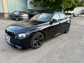 BMW 3 Series фото 1