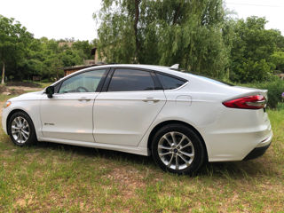 Ford Fusion фото 3