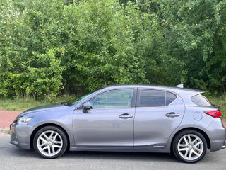 Lexus CT Series foto 2