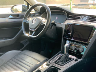 Volkswagen Passat foto 6