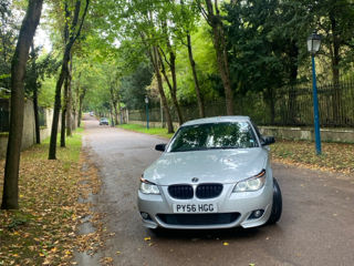 BMW 5 Series foto 8