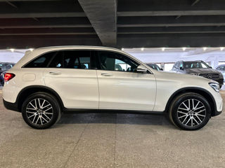 Mercedes GLC foto 2