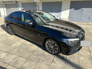 BMW 5 Series foto 3