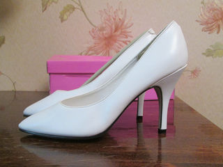 Белые туфли размер 34 - 35 foto 2