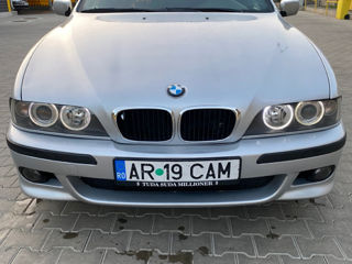 BMW 5 Series foto 5